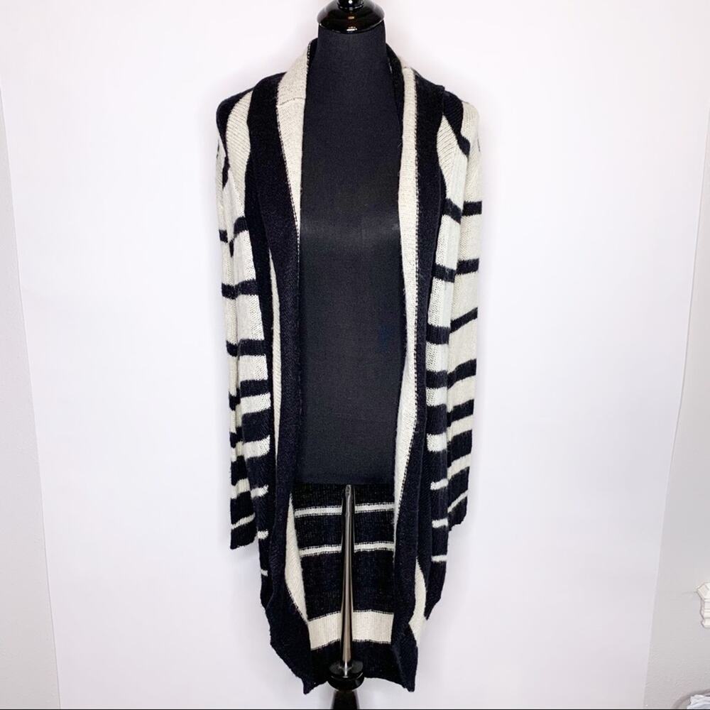Quinn cream black stripe long open front cardigan size Small